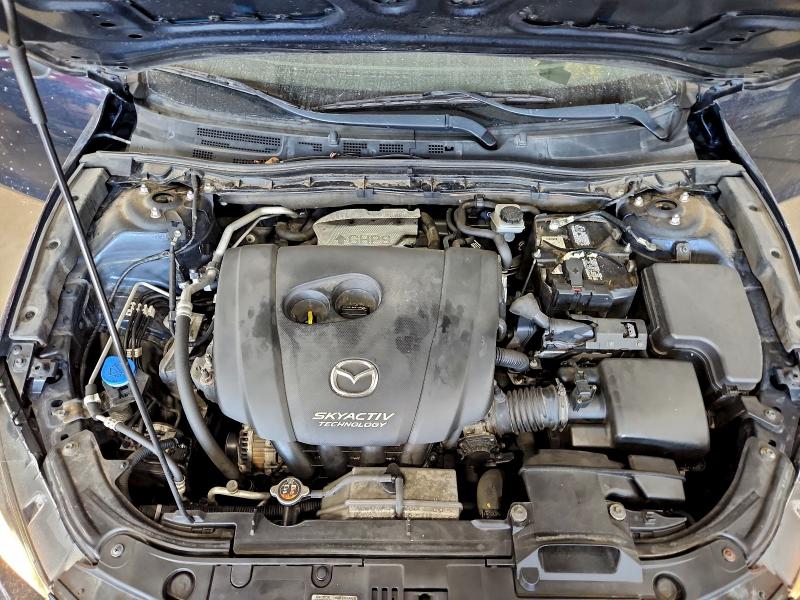 Фото 11 - MAZDA 3