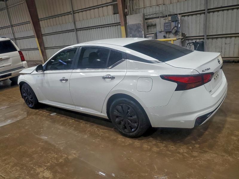 Фото 2 - NISSAN ALTIMA