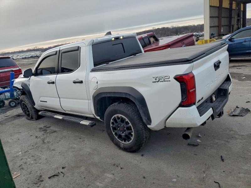 Фото 2 - TOYOTA TACOMA