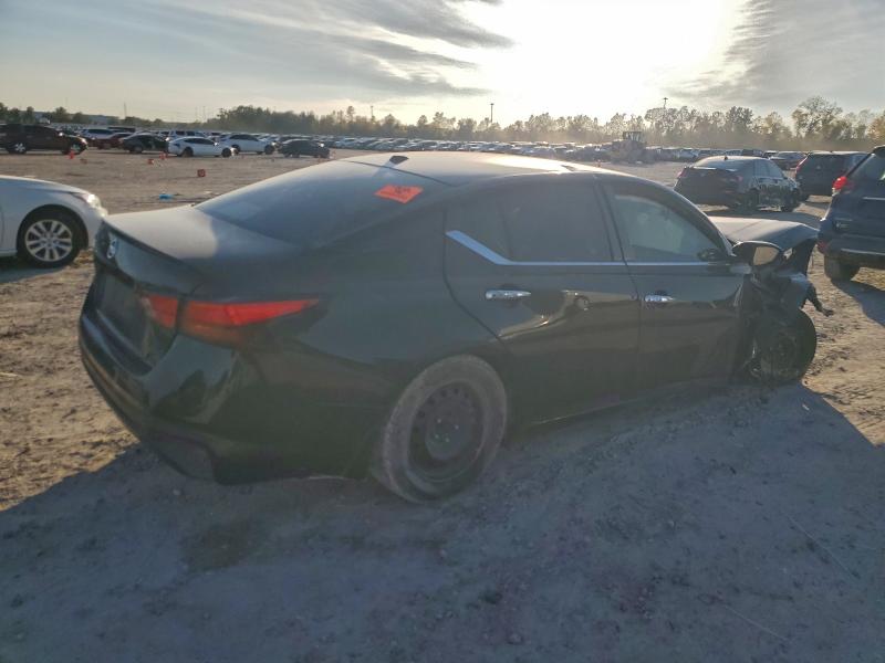 Фото 3 - NISSAN ALTIMA