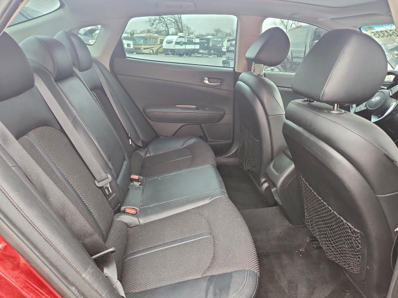 Фото 10 - KIA OPTIMA