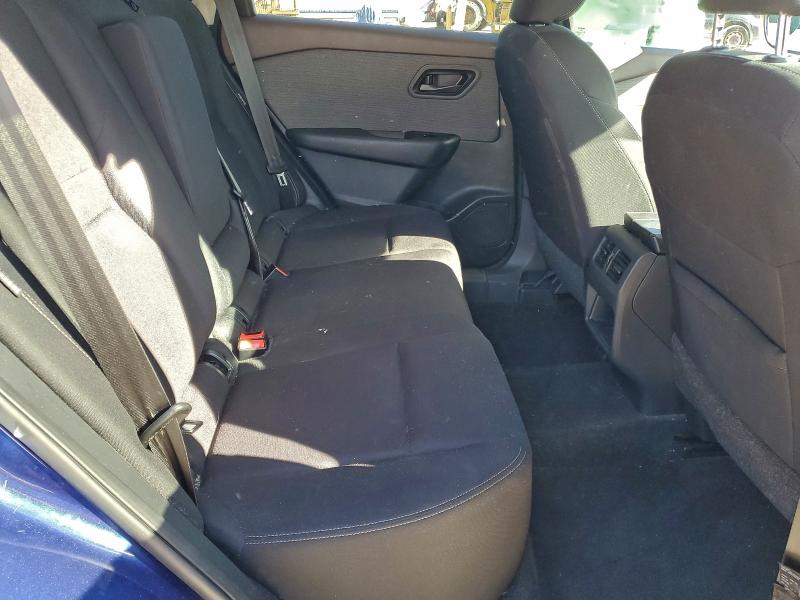 Фото 11 - NISSAN ROGUE