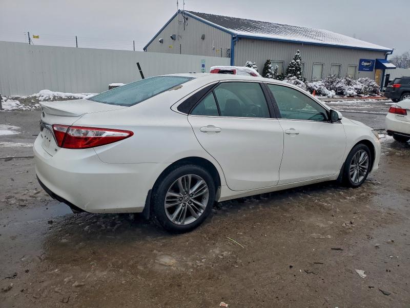 Фото 3 - TOYOTA CAMRY