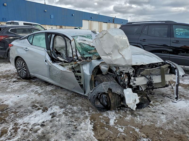 Фото 4 - NISSAN ALTIMA