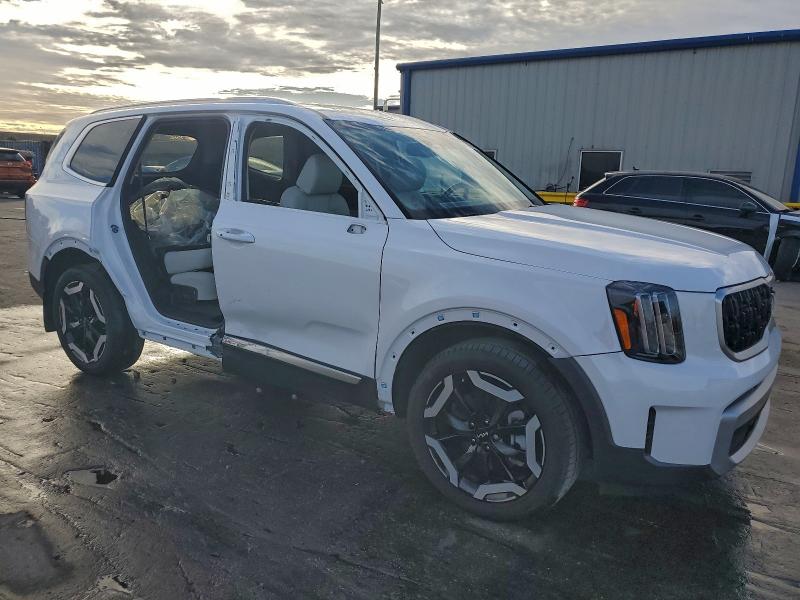 Фото 4 - KIA TELLURIDE