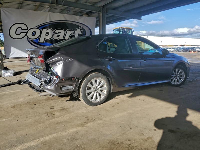 Фото 3 - TOYOTA CAMRY