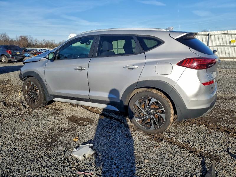 Фото 2 - HYUNDAI TUCSON