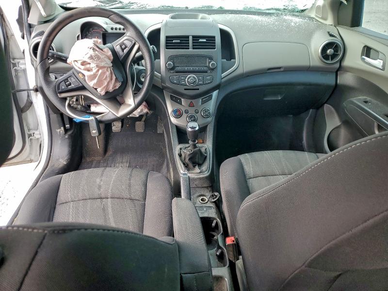 Фото 8 - CHEVROLET SONIC