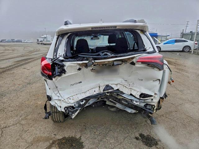 Фото 6 - TOYOTA RAV4