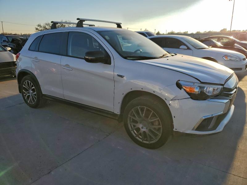 Фото 4 - MITSUBISHI OUTLANDER