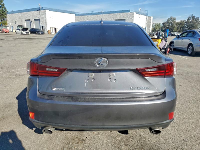 Фото 6 - LEXUS IS