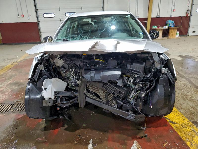 Фото 5 - NISSAN VERSA