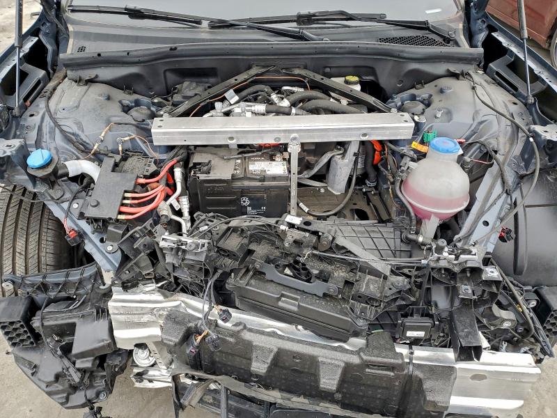 Фото 12 - AUDI Q6 E-TRON