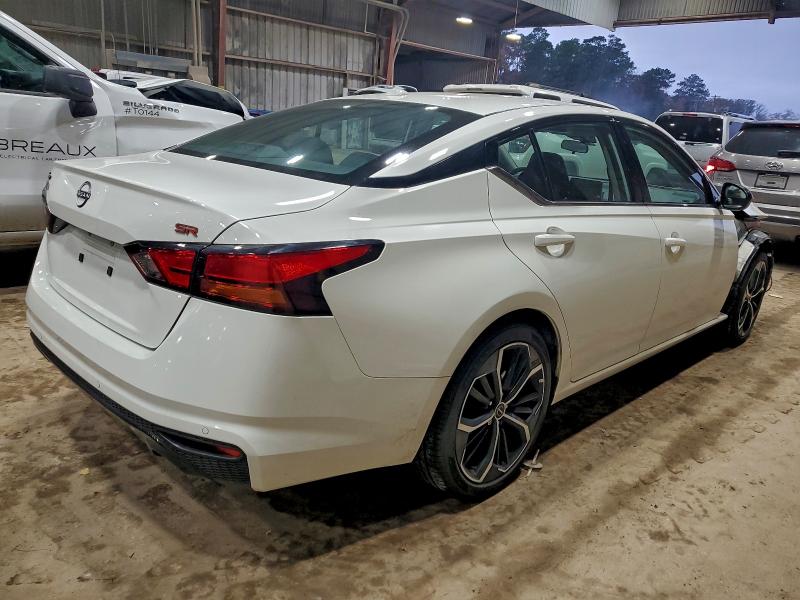 Фото 3 - NISSAN ALTIMA