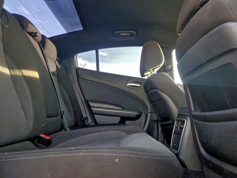 Фото 10 - DODGE CHARGER