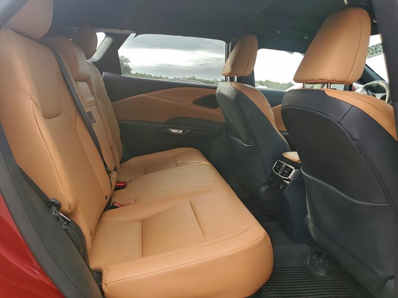 Фото 11 - LEXUS RX350