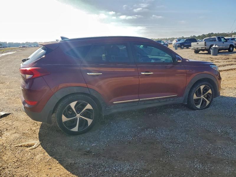 Фото 3 - HYUNDAI TUCSON