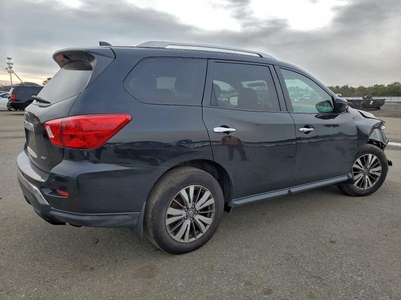 Фото 3 - NISSAN PATHFINDER