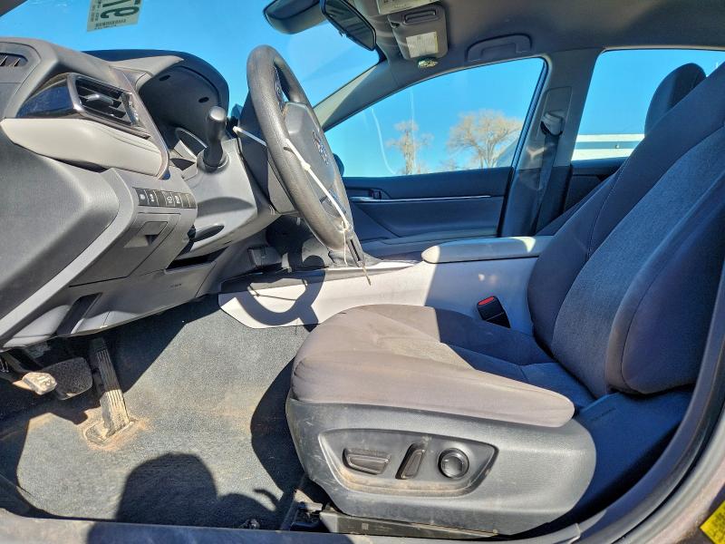 Фото 7 - TOYOTA CAMRY