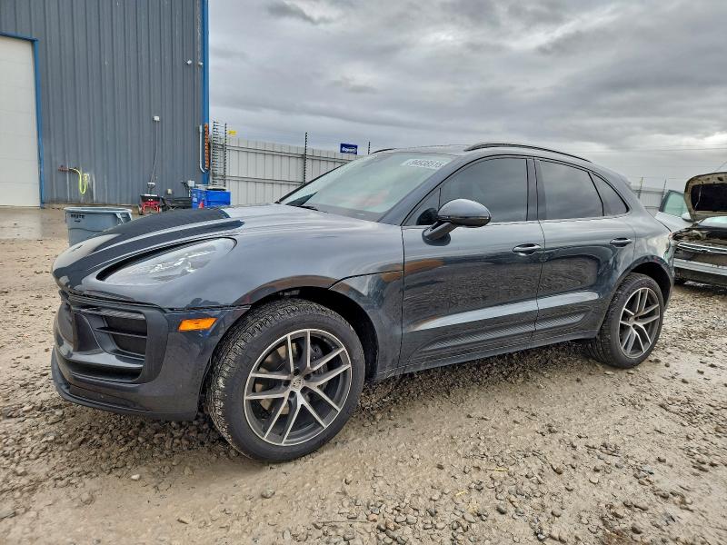 Фото 1 - PORSCHE MACAN BASE