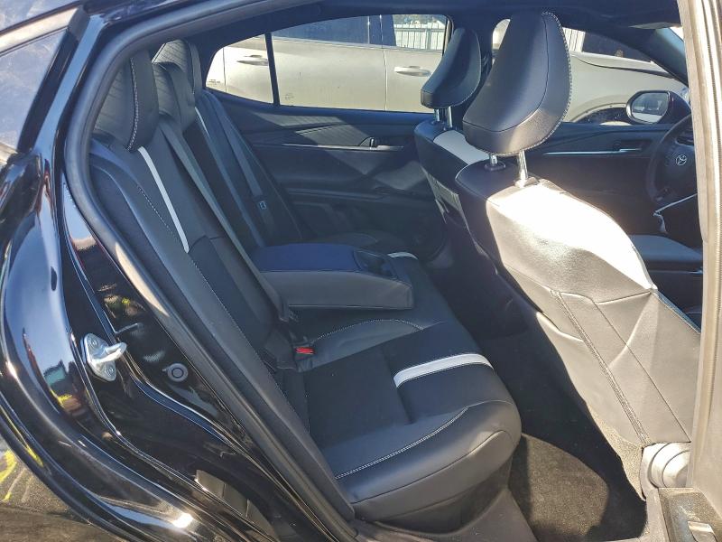 Фото 10 - TOYOTA CAMRY