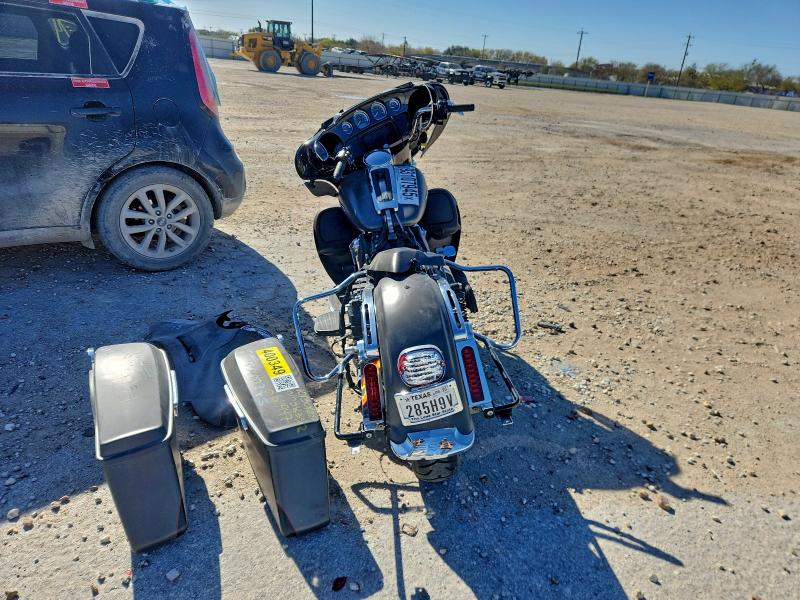 HARLEY-DAVIDSON FL 2019