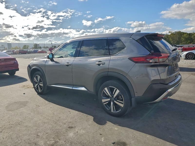 Фото 2 - NISSAN ROGUE