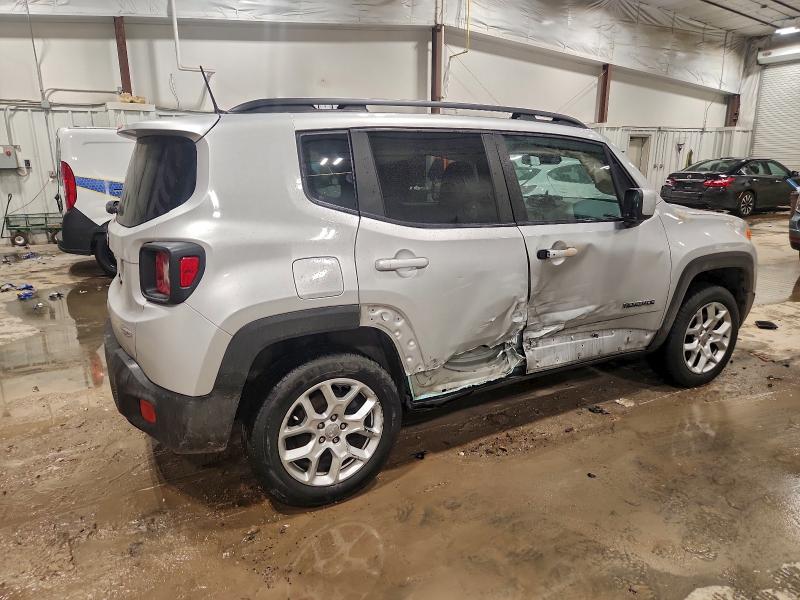 Фото 3 - JEEP RENEGADE