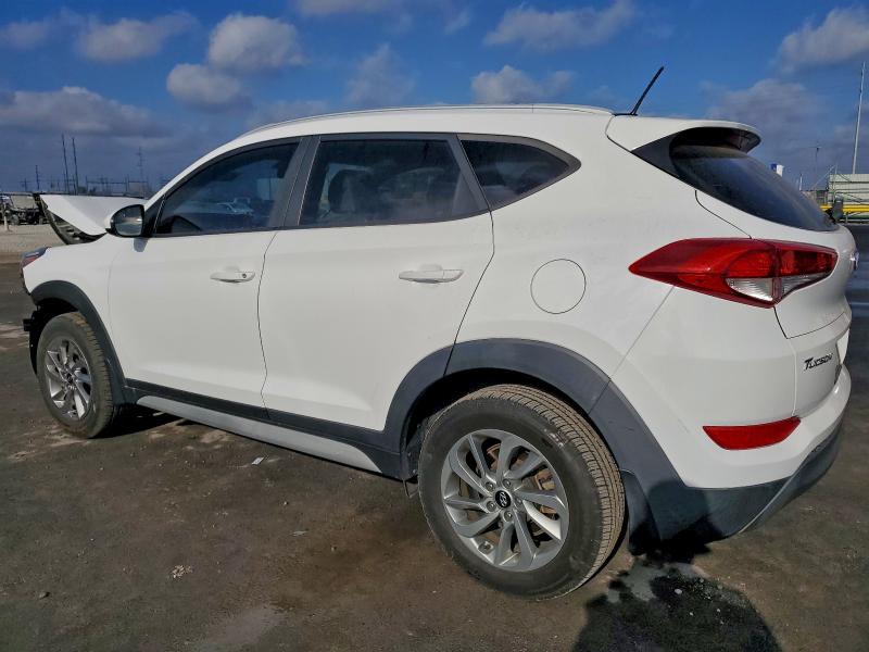 Фото 2 - HYUNDAI TUCSON