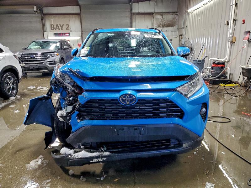 Фото 5 - TOYOTA RAV4