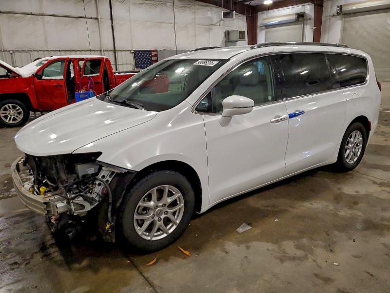 Фото 1 - CHRYSLER PACIFICA