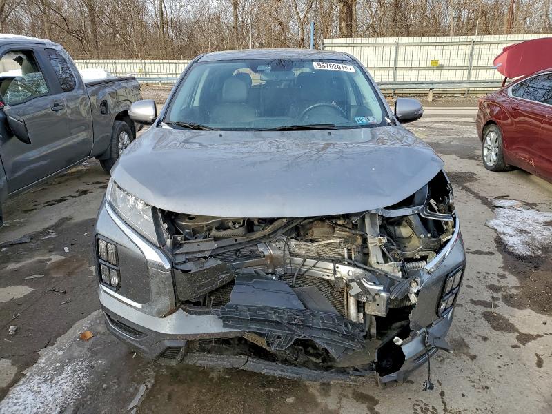 Фото 5 - MITSUBISHI OUTLANDER