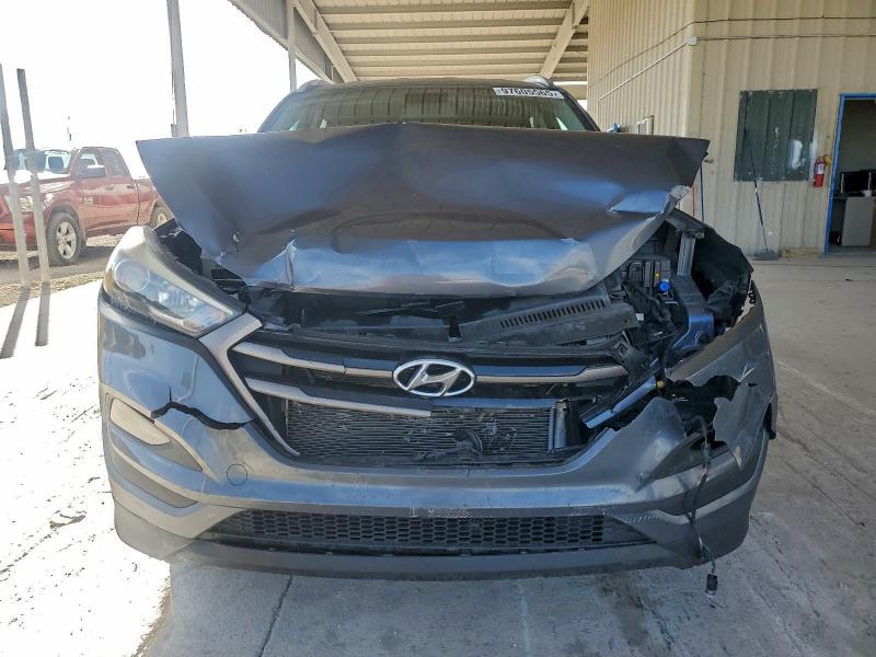 Фото 5 - HYUNDAI TUCSON