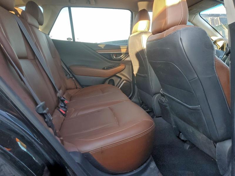 Фото 11 - SUBARU OUTBACK