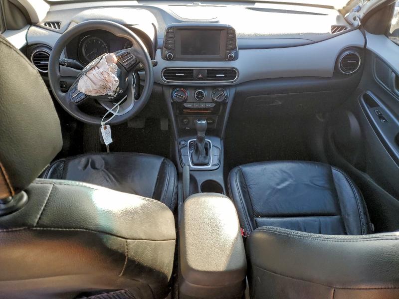 Фото 8 - HYUNDAI KONA