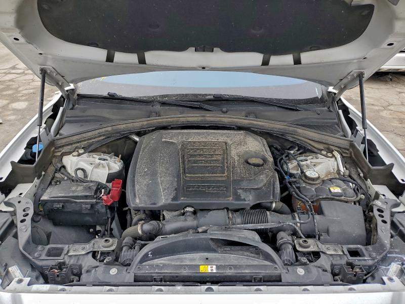 Фото 12 - JAGUAR F-PACE