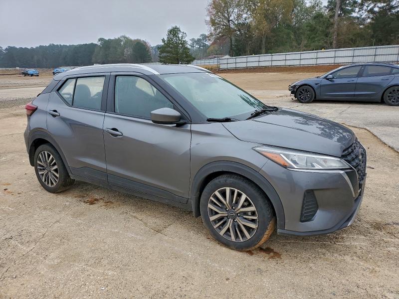 Фото 4 - NISSAN KICKS