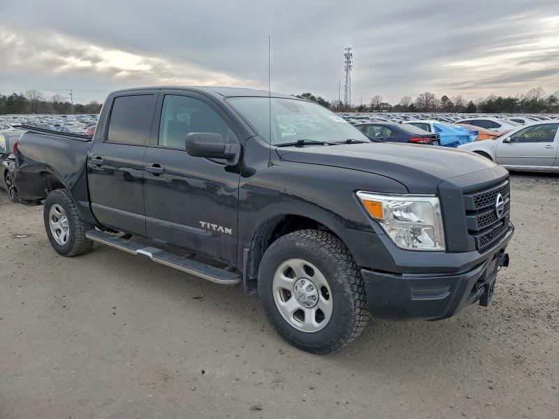 Фото 4 - NISSAN TITAN