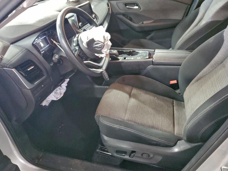 Фото 7 - NISSAN ROGUE