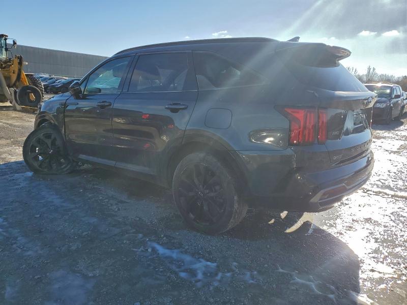 Фото 2 - KIA SORENTO