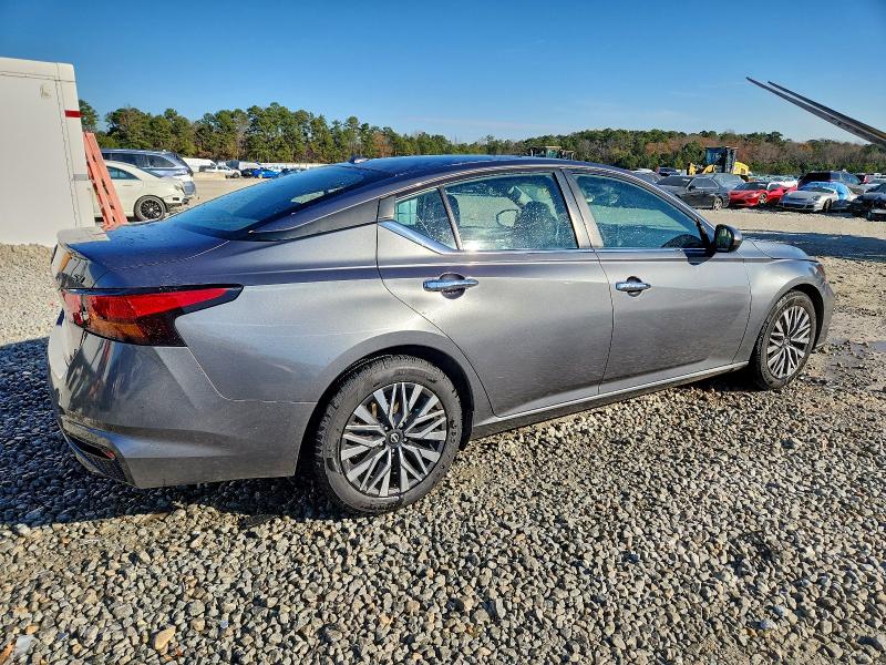 Фото 3 - NISSAN ALTIMA