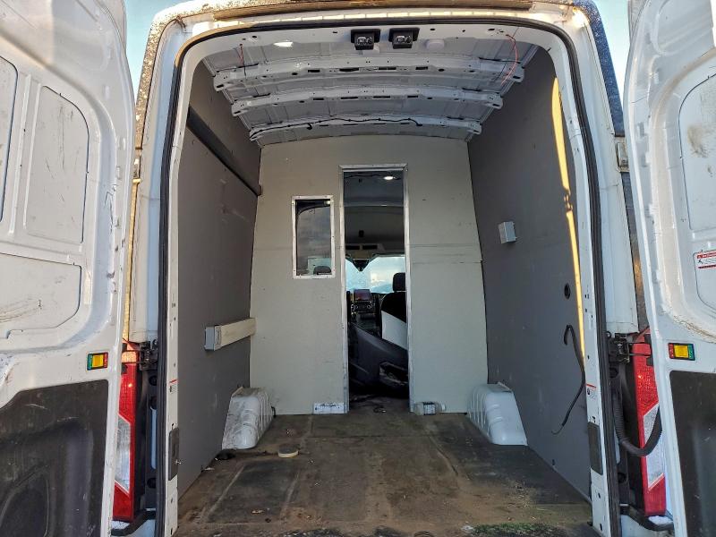 Фото 10 - FORD TRANSIT