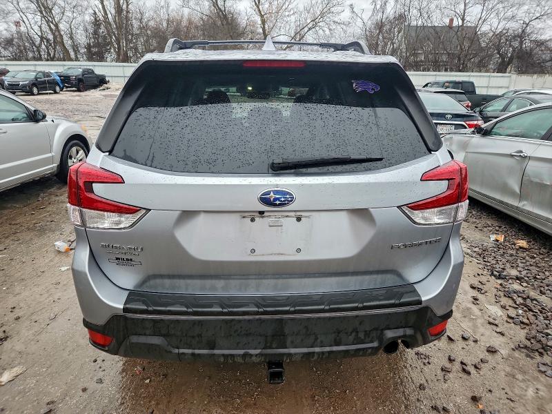 Фото 6 - SUBARU FORESTER