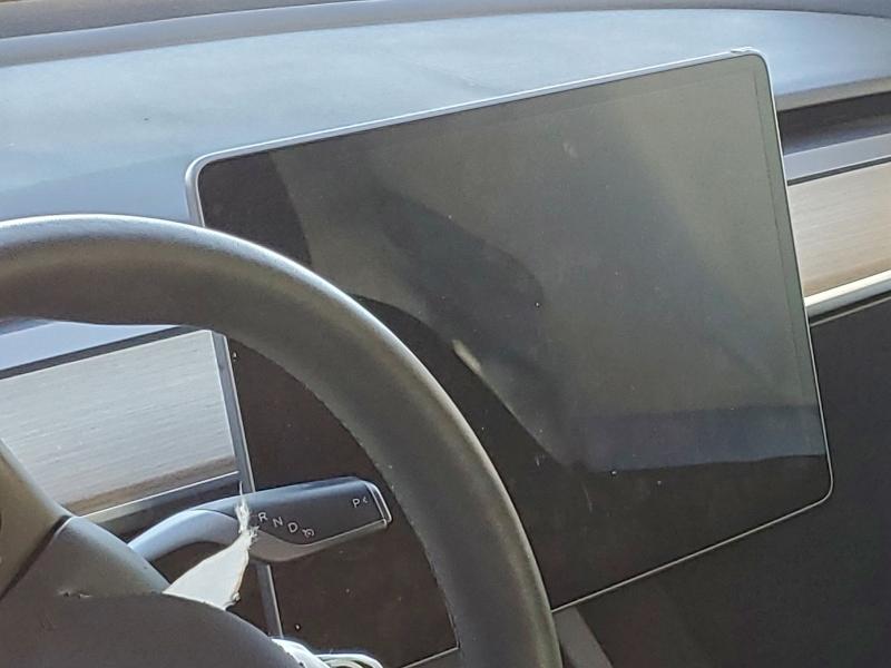 Фото 9 - TESLA MODEL 3