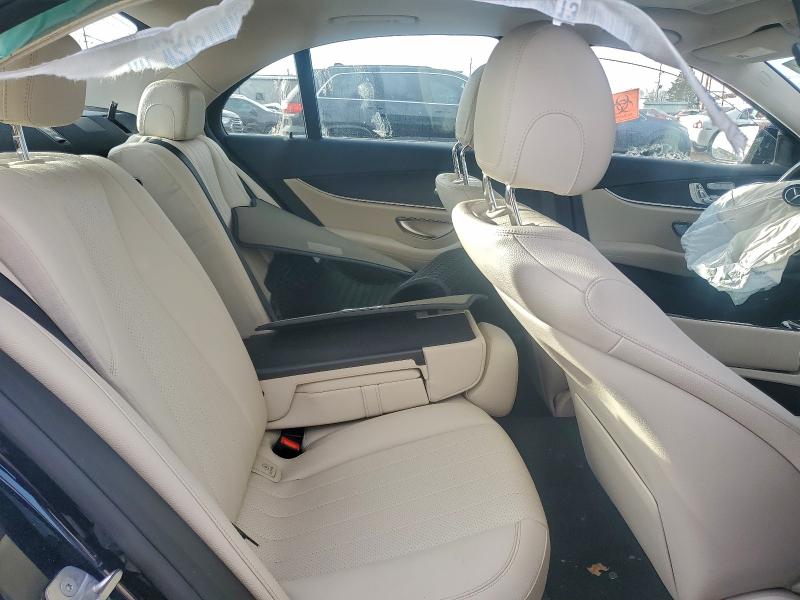 Фото 10 - MERCEDES-BENZ E-CLASS