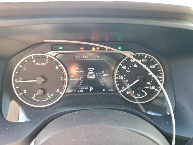 Фото 9 - NISSAN ROGUE