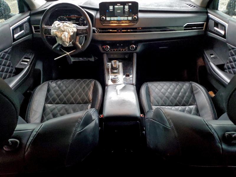 Фото 8 - MITSUBISHI OUTLANDER