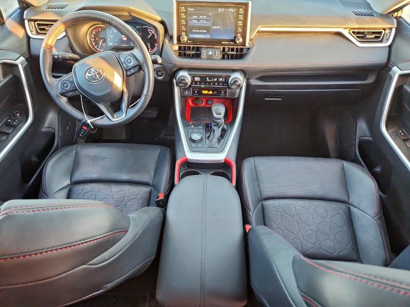 Фото 8 - TOYOTA RAV4