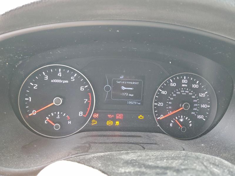 Фото 9 - KIA SPORTAGE