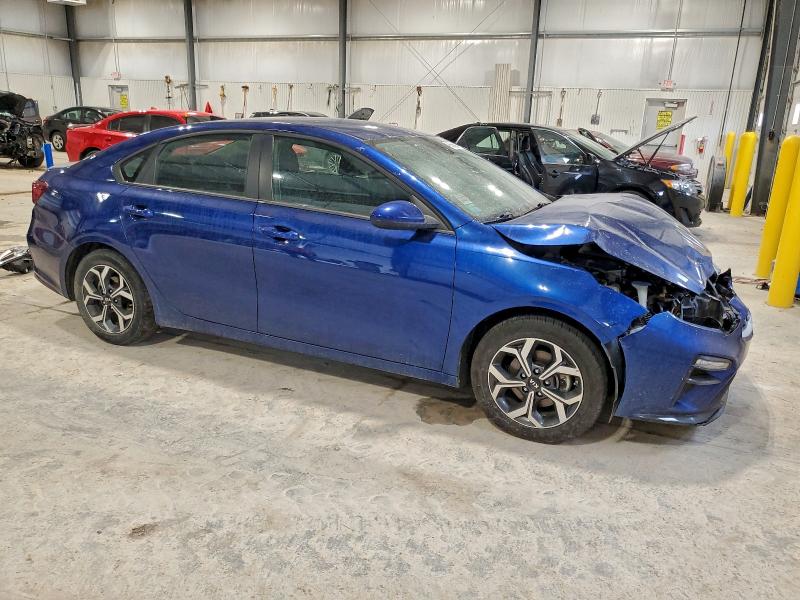 Фото 4 - KIA FORTE